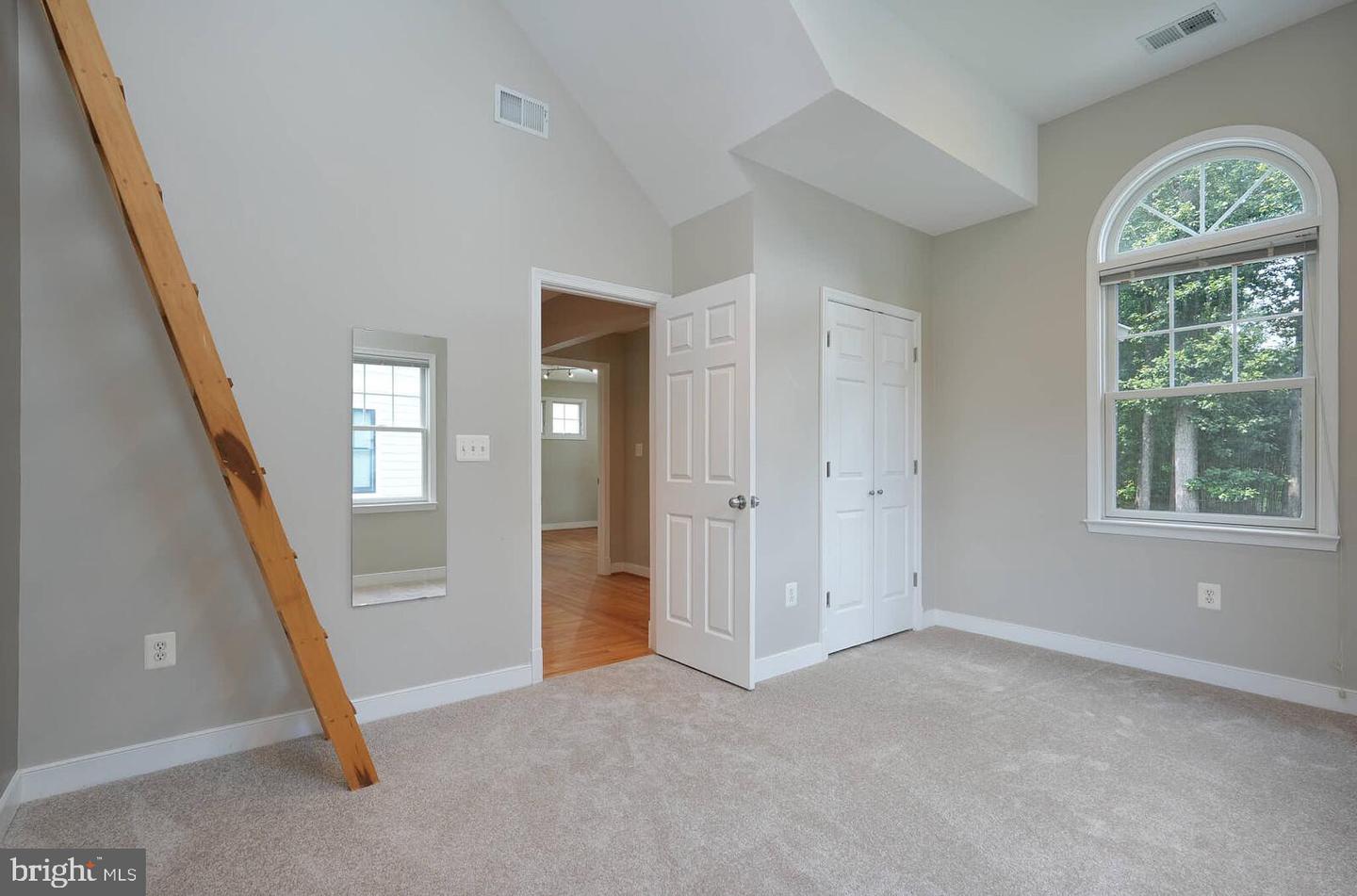 809 PLUM ST SW, VIENNA, Virginia 22180, 6 Bedrooms Bedrooms, ,4 BathroomsBathrooms,Residential,For sale,809 PLUM ST SW,VAFX2256556 MLS # VAFX2256556