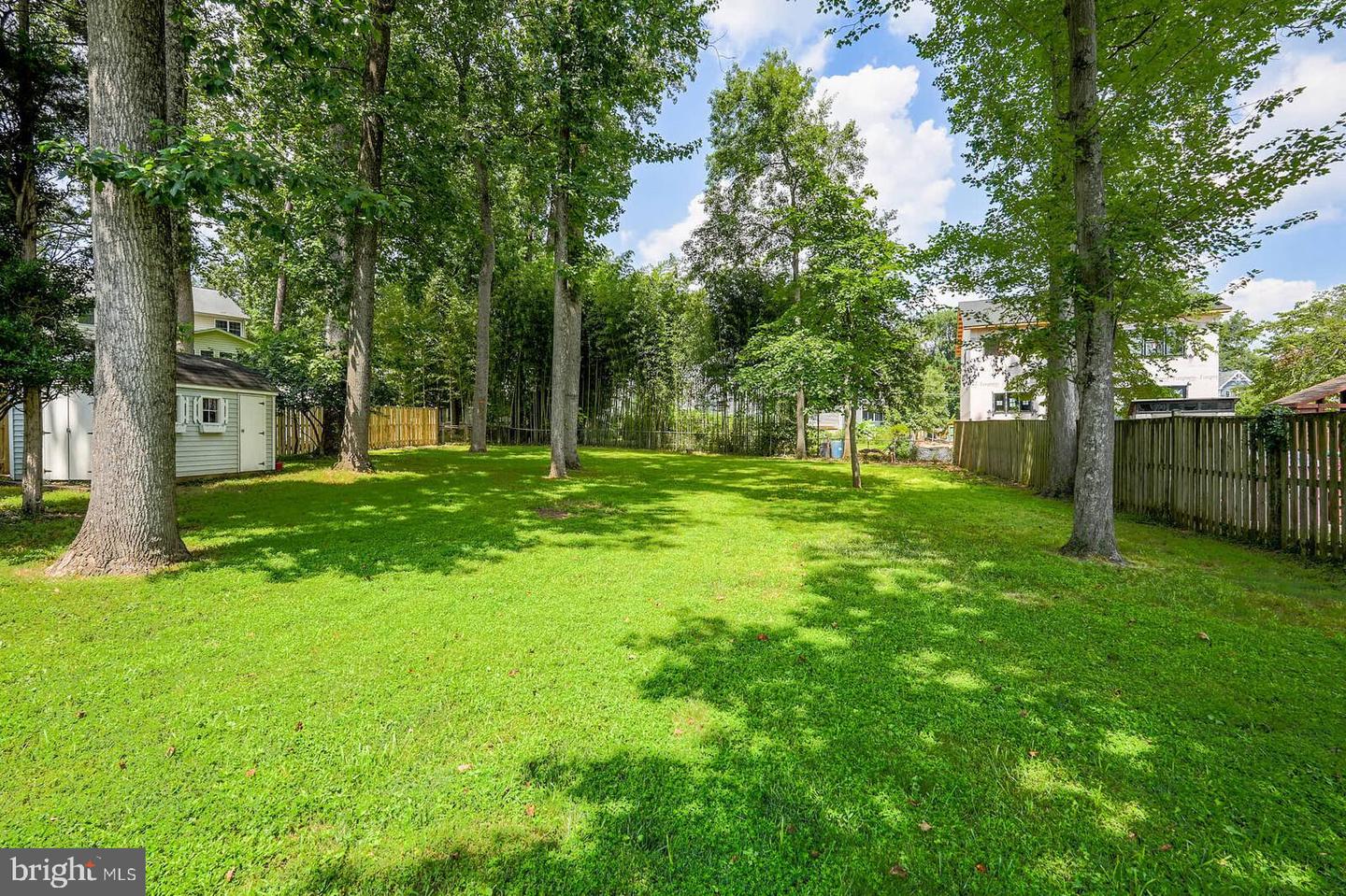 809 PLUM ST SW, VIENNA, Virginia 22180, 6 Bedrooms Bedrooms, ,4 BathroomsBathrooms,Residential,For sale,809 PLUM ST SW,VAFX2256556 MLS # VAFX2256556