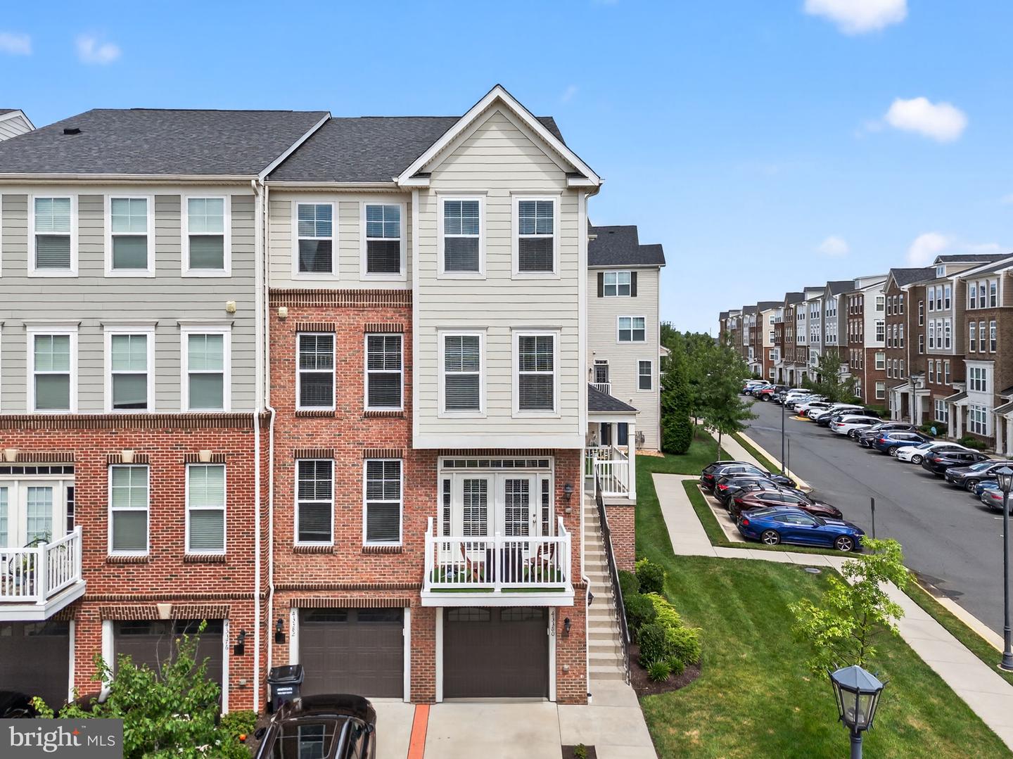 43380 TOWN GATE SQ, CHANTILLY, Virginia 20152, 3 Bedrooms Bedrooms, ,2 BathroomsBathrooms,Residential,For sale,43380 TOWN GATE SQ,VALO2102810 MLS # VALO2102810