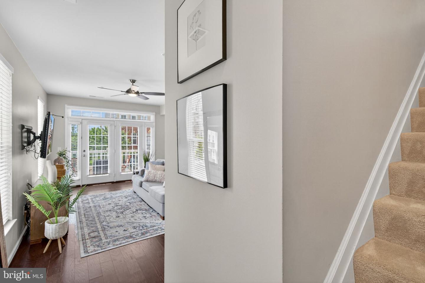43380 TOWN GATE SQ, CHANTILLY, Virginia 20152, 3 Bedrooms Bedrooms, ,2 BathroomsBathrooms,Residential,For sale,43380 TOWN GATE SQ,VALO2102810 MLS # VALO2102810