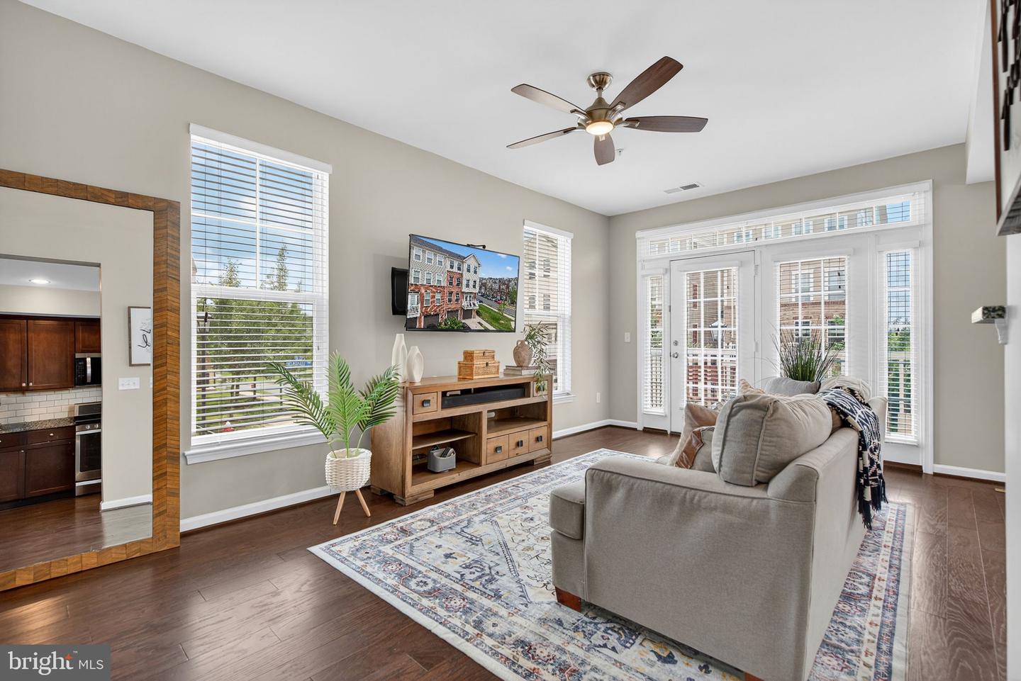 43380 TOWN GATE SQ, CHANTILLY, Virginia 20152, 3 Bedrooms Bedrooms, ,2 BathroomsBathrooms,Residential,For sale,43380 TOWN GATE SQ,VALO2102810 MLS # VALO2102810