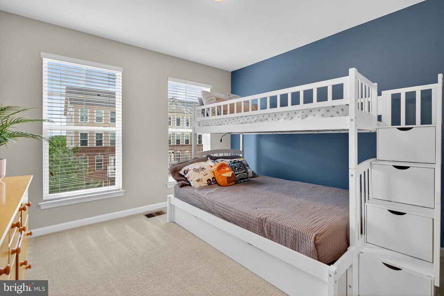 43380 TOWN GATE SQ, CHANTILLY, Virginia 20152, 3 Bedrooms Bedrooms, ,2 BathroomsBathrooms,Residential,For sale,43380 TOWN GATE SQ,VALO2102810 MLS # VALO2102810