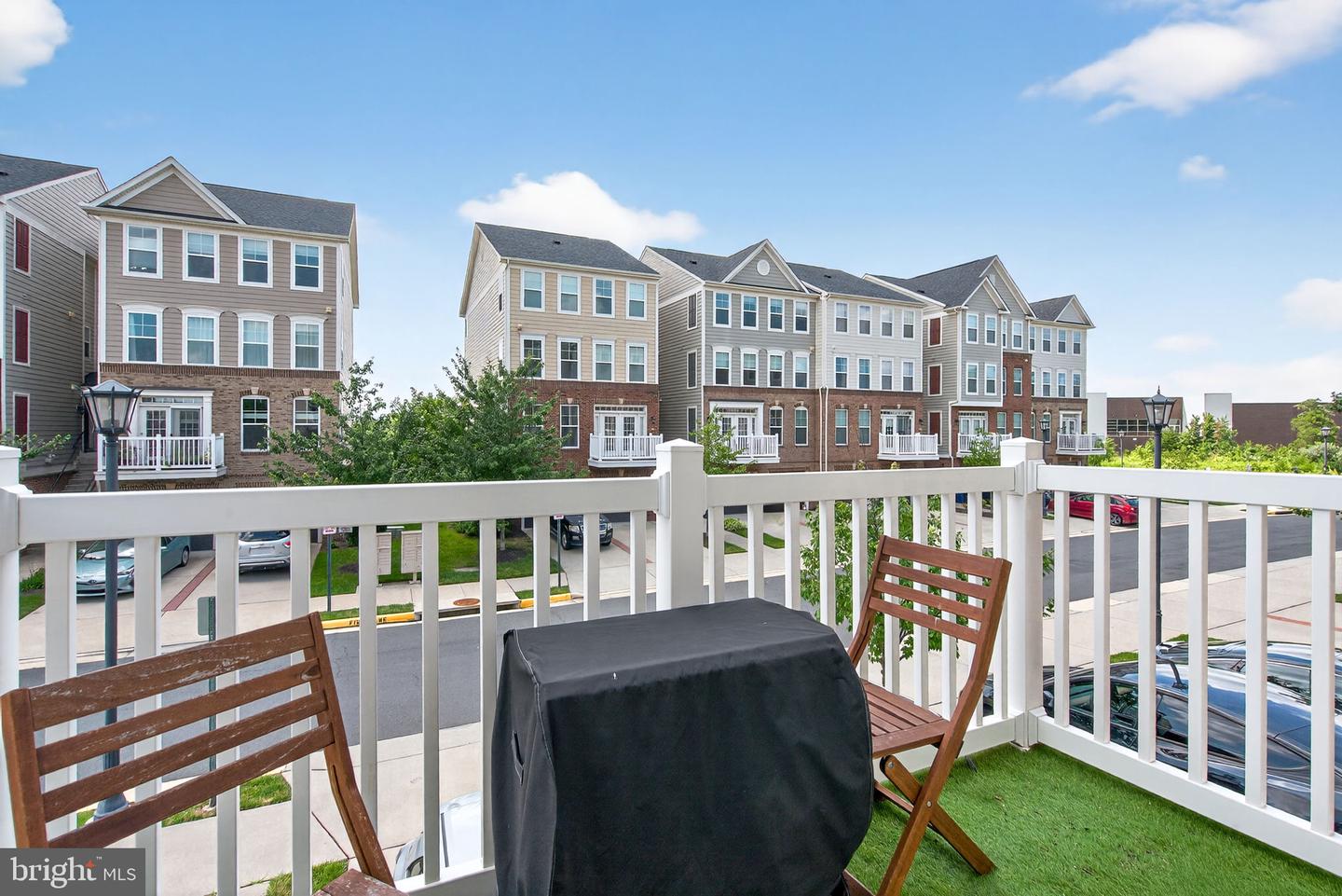 43380 TOWN GATE SQ, CHANTILLY, Virginia 20152, 3 Bedrooms Bedrooms, ,2 BathroomsBathrooms,Residential,For sale,43380 TOWN GATE SQ,VALO2102810 MLS # VALO2102810