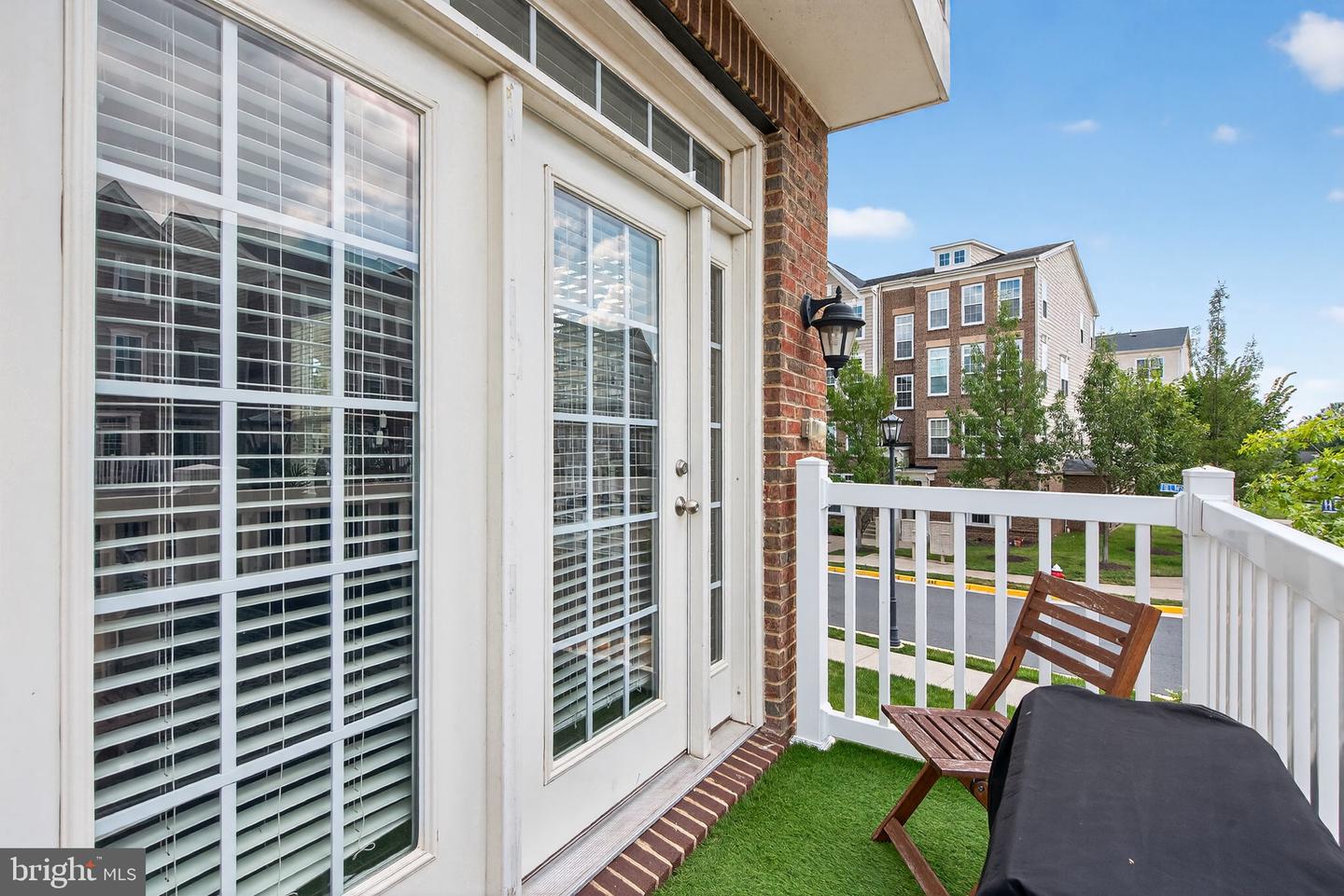 43380 TOWN GATE SQ, CHANTILLY, Virginia 20152, 3 Bedrooms Bedrooms, ,2 BathroomsBathrooms,Residential,For sale,43380 TOWN GATE SQ,VALO2102810 MLS # VALO2102810