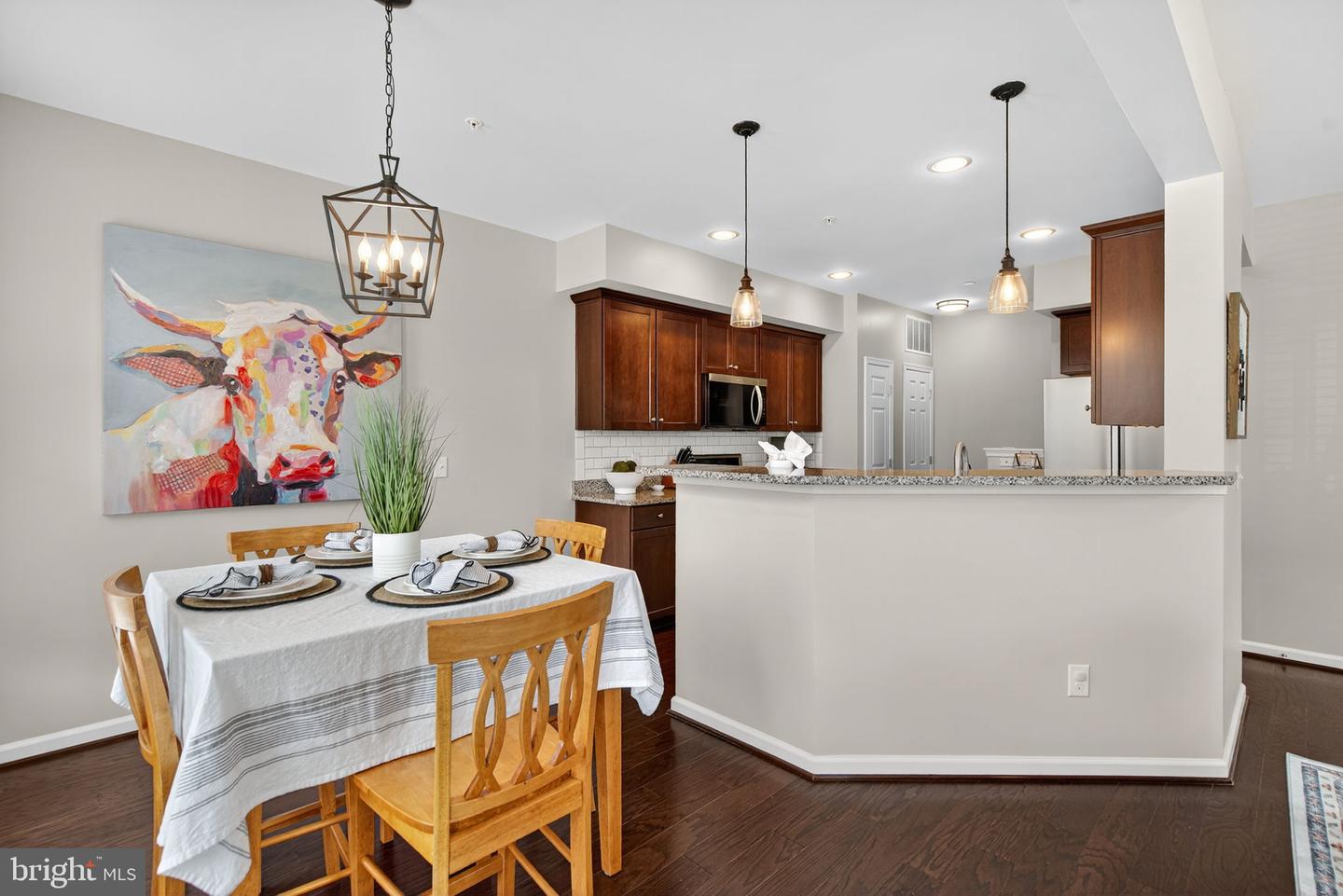 43380 TOWN GATE SQ, CHANTILLY, Virginia 20152, 3 Bedrooms Bedrooms, ,2 BathroomsBathrooms,Residential,For sale,43380 TOWN GATE SQ,VALO2102810 MLS # VALO2102810