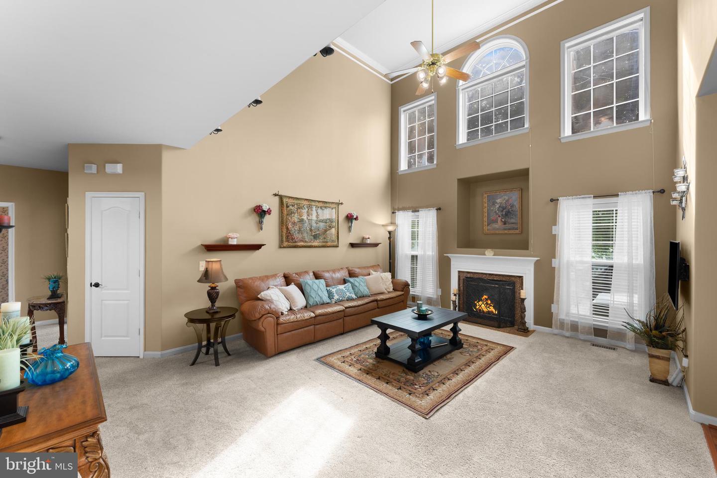 235 FOX CHASE ST, WARRENTON, Virginia 20186, 4 Bedrooms Bedrooms, ,4 BathroomsBathrooms,Residential,For sale,235 FOX CHASE ST,VAFQ2017542 MLS # VAFQ2017542