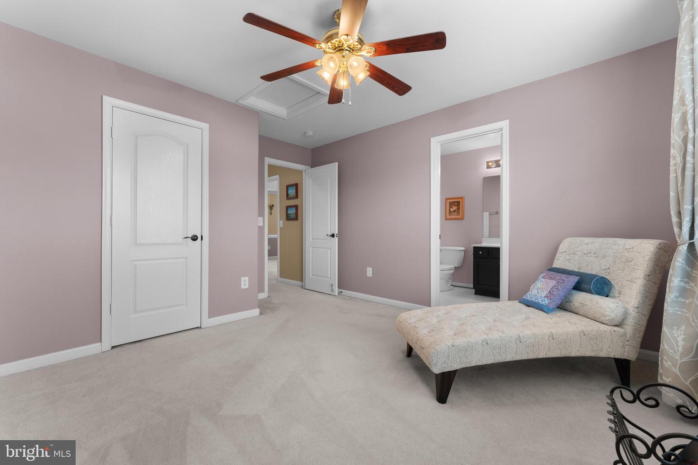 235 FOX CHASE ST, WARRENTON, Virginia 20186, 4 Bedrooms Bedrooms, ,4 BathroomsBathrooms,Residential,For sale,235 FOX CHASE ST,VAFQ2017542 MLS # VAFQ2017542