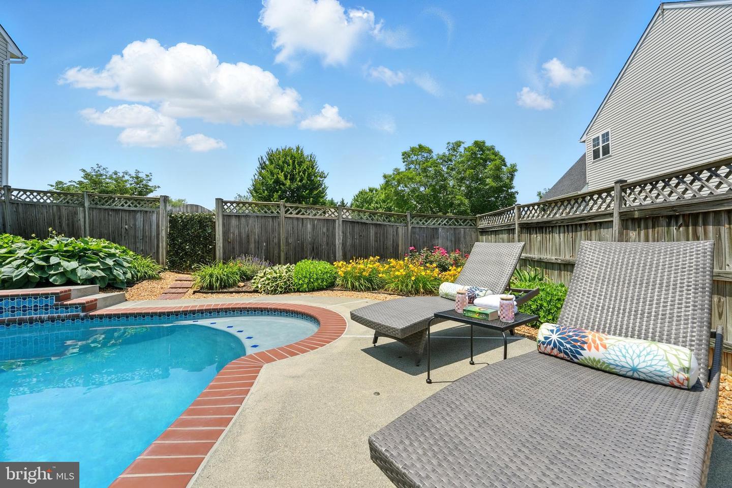 235 FOX CHASE ST, WARRENTON, Virginia 20186, 4 Bedrooms Bedrooms, ,4 BathroomsBathrooms,Residential,For sale,235 FOX CHASE ST,VAFQ2017542 MLS # VAFQ2017542