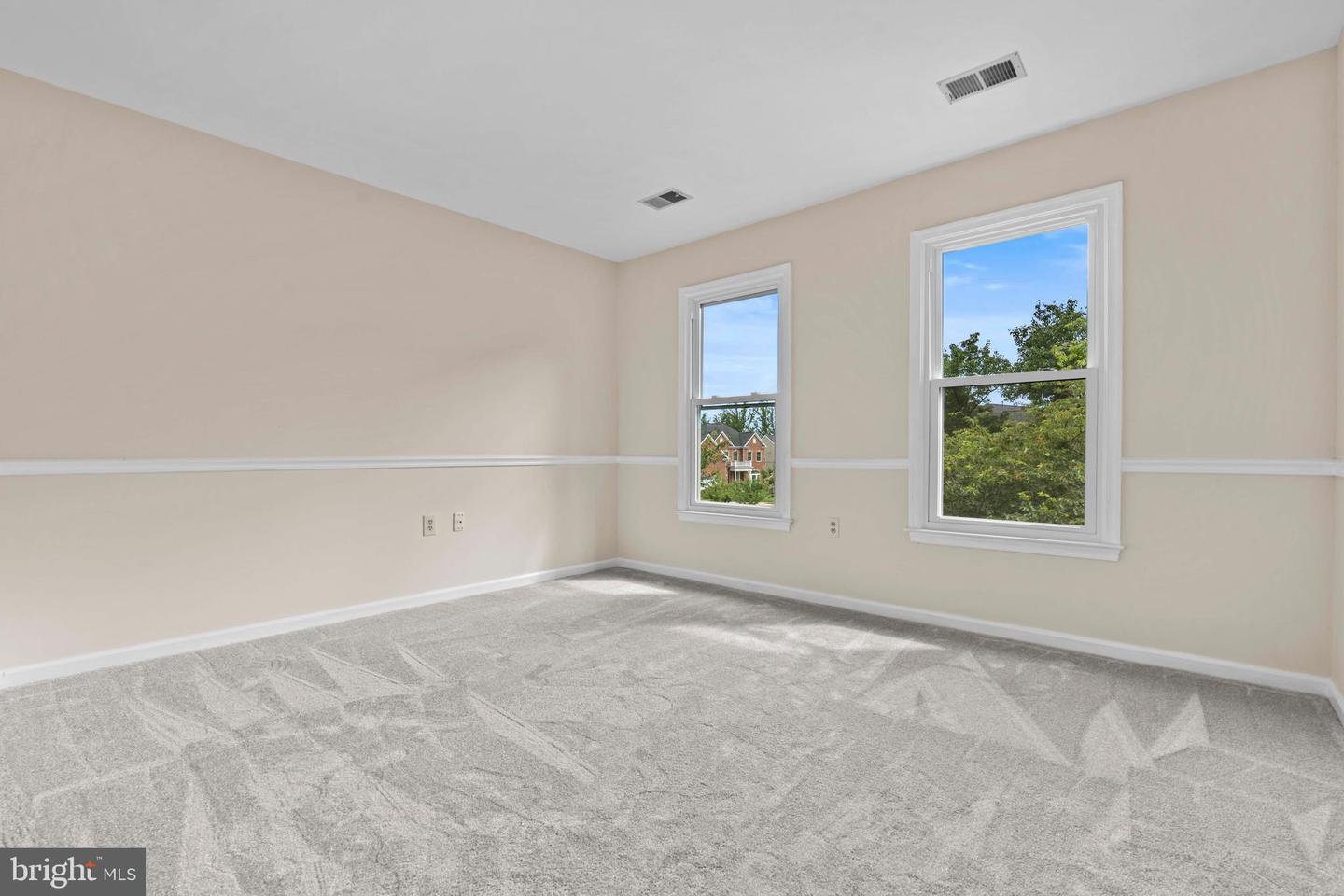 8160 RIDGE CREEK WAY, SPRINGFIELD, Virginia 22153, 4 Bedrooms Bedrooms, ,3 BathroomsBathrooms,Residential,For sale,8160 RIDGE CREEK WAY,VAFX2256658 MLS # VAFX2256658