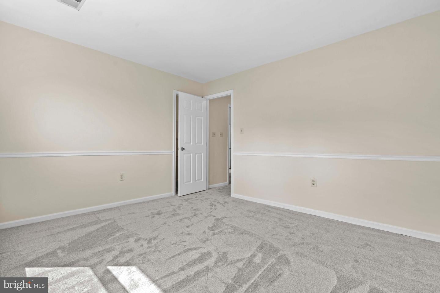 8160 RIDGE CREEK WAY, SPRINGFIELD, Virginia 22153, 4 Bedrooms Bedrooms, ,3 BathroomsBathrooms,Residential,For sale,8160 RIDGE CREEK WAY,VAFX2256658 MLS # VAFX2256658