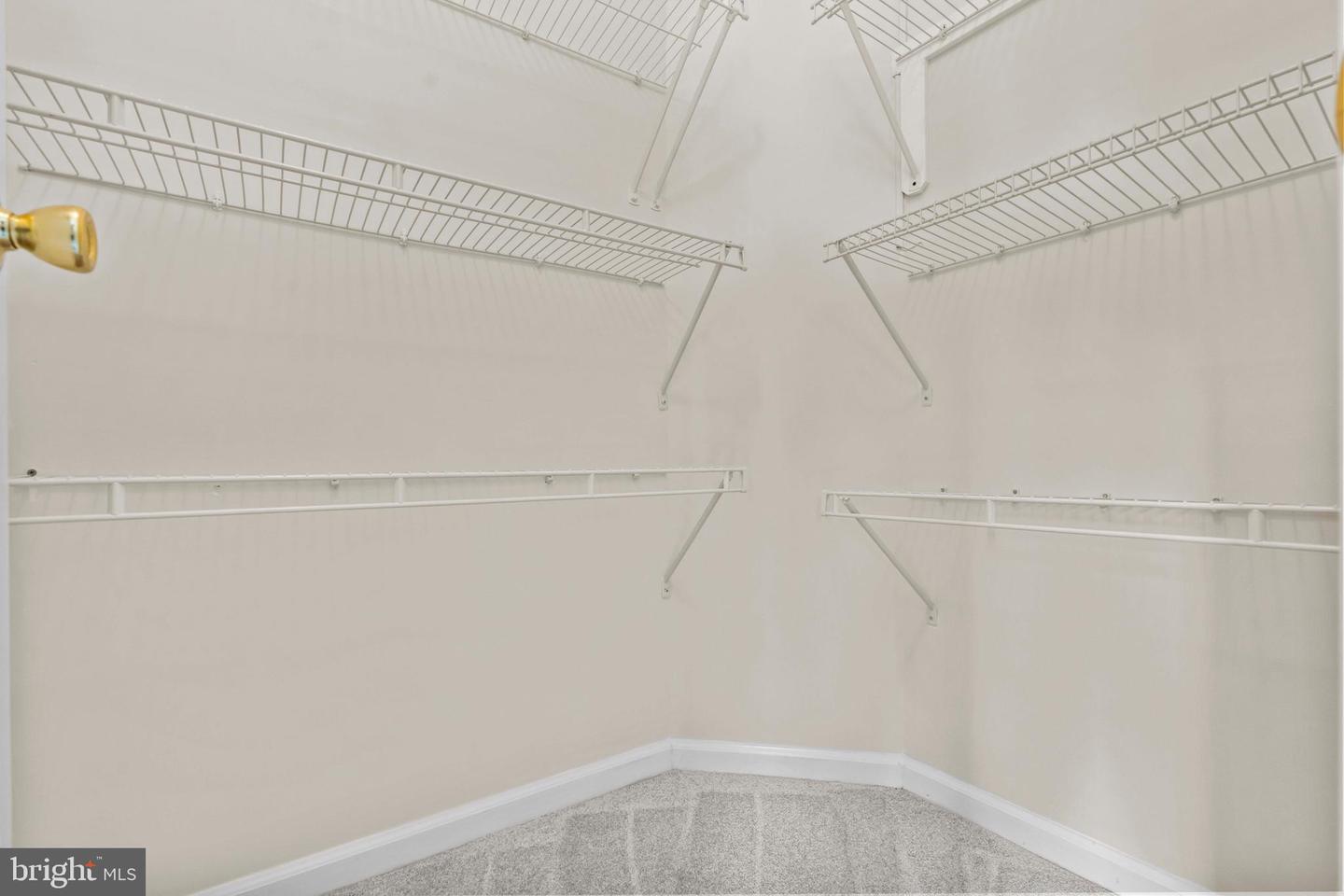8160 RIDGE CREEK WAY, SPRINGFIELD, Virginia 22153, 4 Bedrooms Bedrooms, ,3 BathroomsBathrooms,Residential,For sale,8160 RIDGE CREEK WAY,VAFX2256658 MLS # VAFX2256658