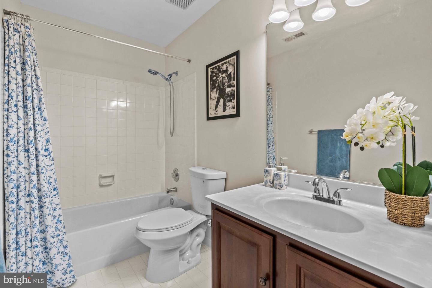 8160 RIDGE CREEK WAY, SPRINGFIELD, Virginia 22153, 4 Bedrooms Bedrooms, ,3 BathroomsBathrooms,Residential,For sale,8160 RIDGE CREEK WAY,VAFX2256658 MLS # VAFX2256658