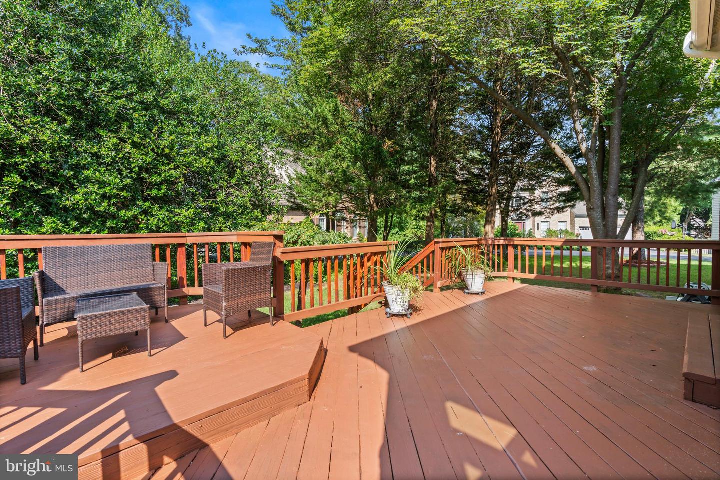 8160 RIDGE CREEK WAY, SPRINGFIELD, Virginia 22153, 4 Bedrooms Bedrooms, ,3 BathroomsBathrooms,Residential,For sale,8160 RIDGE CREEK WAY,VAFX2256658 MLS # VAFX2256658