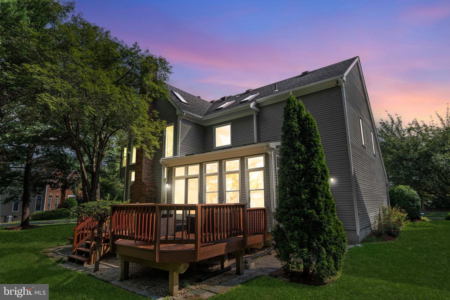 8160 RIDGE CREEK WAY, SPRINGFIELD, Virginia 22153, 4 Bedrooms Bedrooms, ,3 BathroomsBathrooms,Residential,For sale,8160 RIDGE CREEK WAY,VAFX2256658 MLS # VAFX2256658