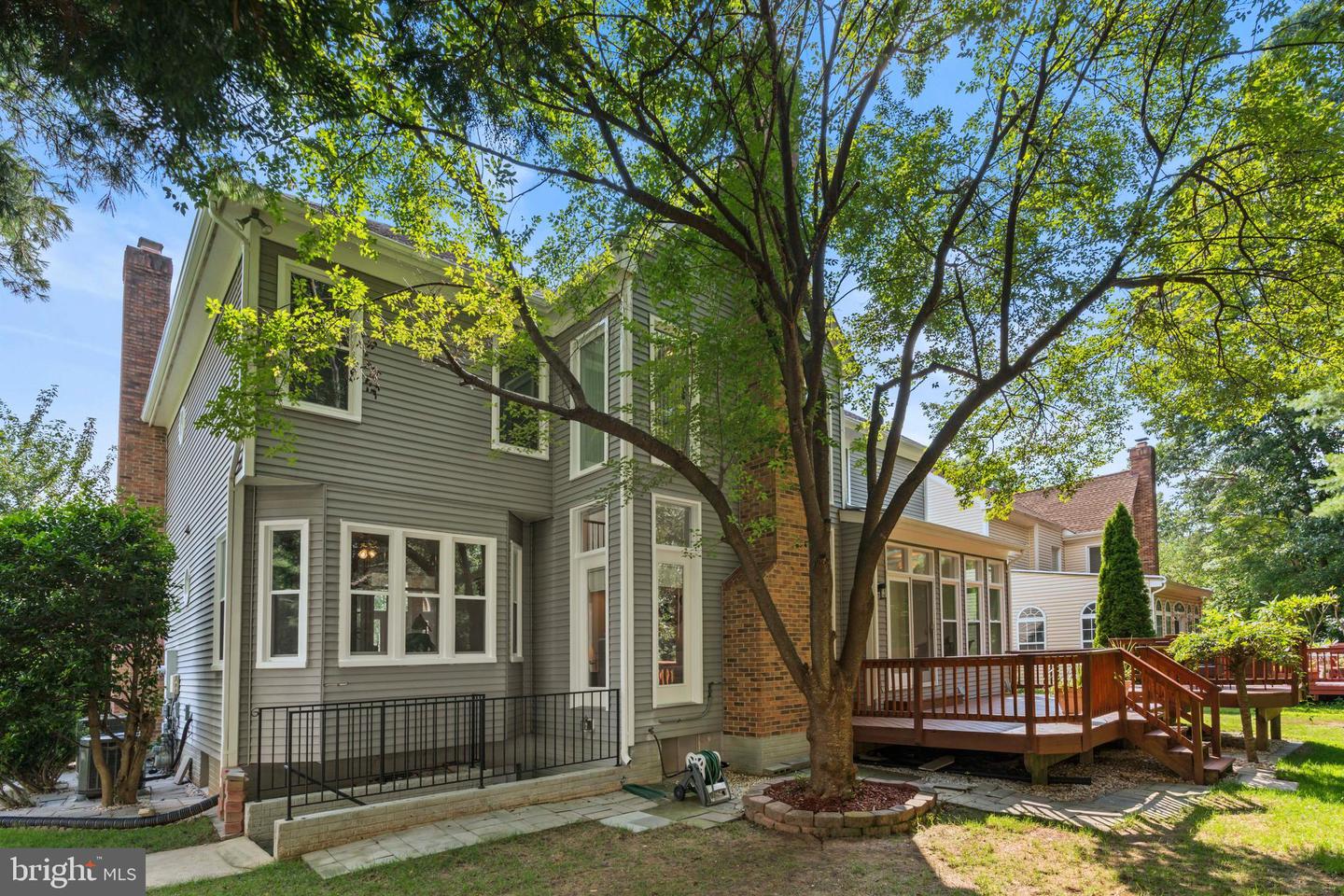 8160 RIDGE CREEK WAY, SPRINGFIELD, Virginia 22153, 4 Bedrooms Bedrooms, ,3 BathroomsBathrooms,Residential,For sale,8160 RIDGE CREEK WAY,VAFX2256658 MLS # VAFX2256658