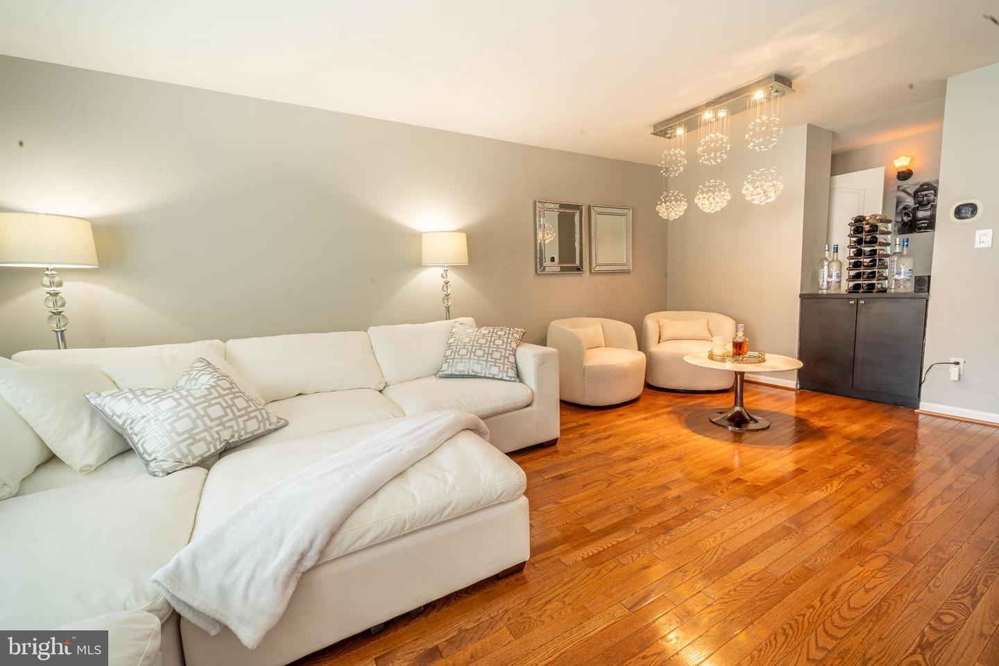 6427 KNAPSACK LN, CENTREVILLE, Virginia 20121, 3 Bedrooms Bedrooms, ,2 BathroomsBathrooms,Residential,For sale,6427 KNAPSACK LN,VAFX2256670 MLS # VAFX2256670