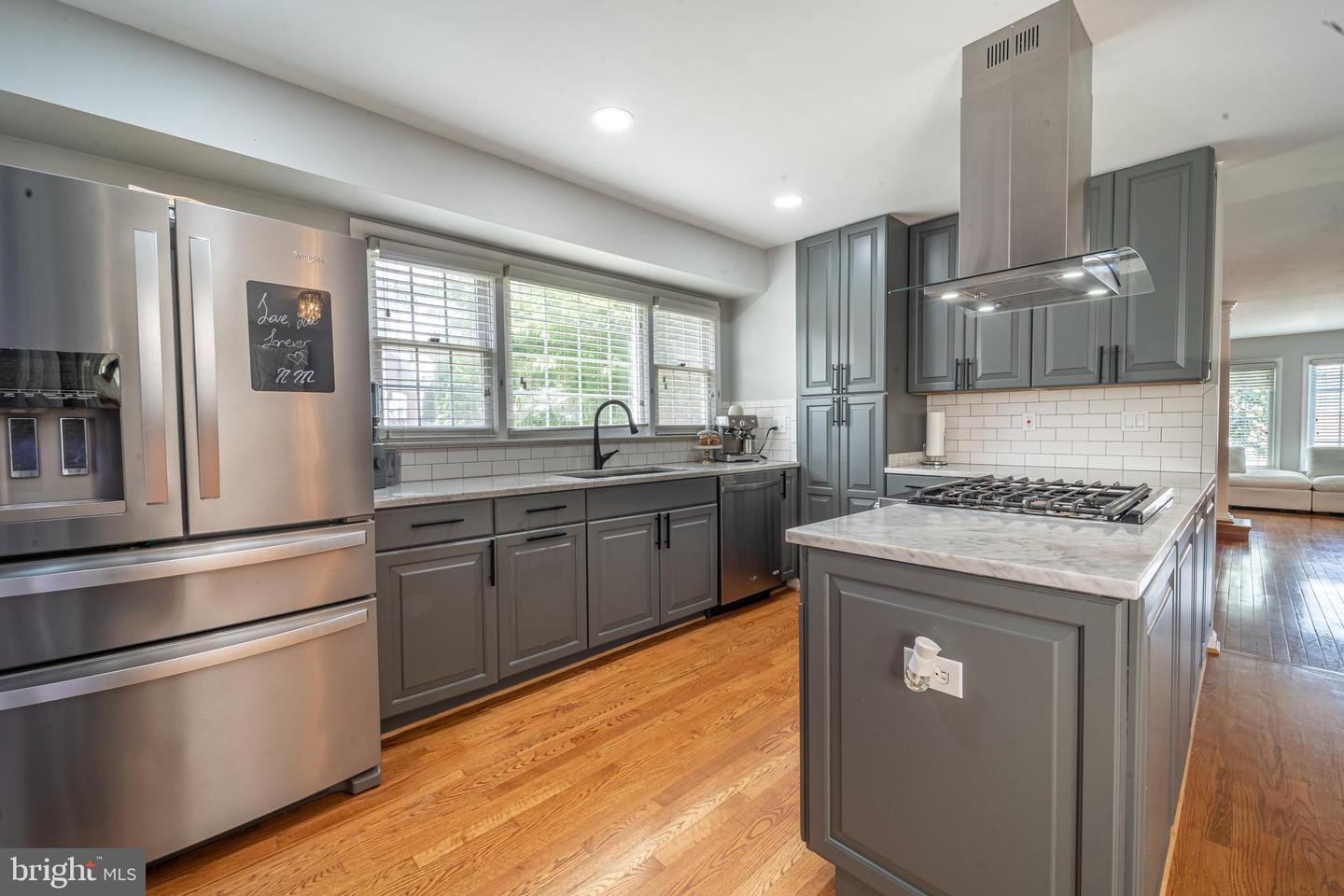 6427 KNAPSACK LN, CENTREVILLE, Virginia 20121, 3 Bedrooms Bedrooms, ,2 BathroomsBathrooms,Residential,For sale,6427 KNAPSACK LN,VAFX2256670 MLS # VAFX2256670