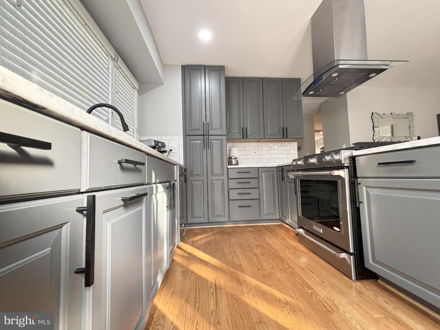 6427 KNAPSACK LN, CENTREVILLE, Virginia 20121, 3 Bedrooms Bedrooms, ,2 BathroomsBathrooms,Residential,For sale,6427 KNAPSACK LN,VAFX2256670 MLS # VAFX2256670