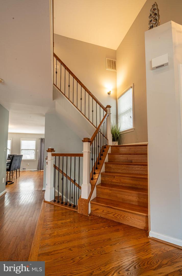 6427 KNAPSACK LN, CENTREVILLE, Virginia 20121, 3 Bedrooms Bedrooms, ,2 BathroomsBathrooms,Residential,For sale,6427 KNAPSACK LN,VAFX2256670 MLS # VAFX2256670