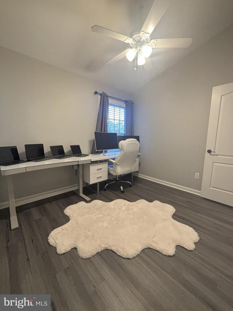 6427 KNAPSACK LN, CENTREVILLE, Virginia 20121, 3 Bedrooms Bedrooms, ,2 BathroomsBathrooms,Residential,For sale,6427 KNAPSACK LN,VAFX2256670 MLS # VAFX2256670