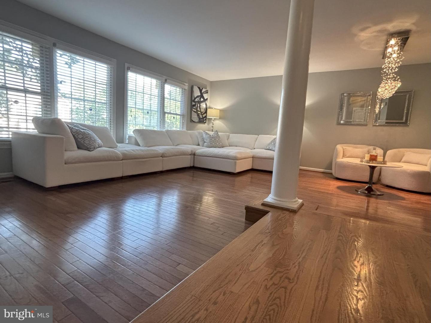 6427 KNAPSACK LN, CENTREVILLE, Virginia 20121, 3 Bedrooms Bedrooms, ,2 BathroomsBathrooms,Residential,For sale,6427 KNAPSACK LN,VAFX2256670 MLS # VAFX2256670