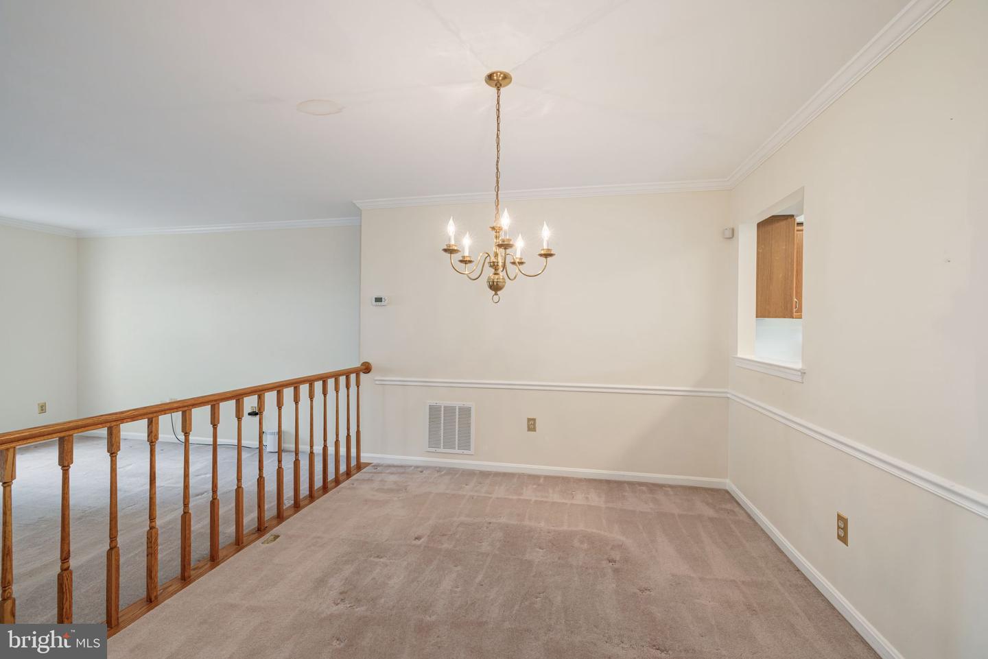 6152 CASTLETOWN WAY, ALEXANDRIA, Virginia 22310, 3 Bedrooms Bedrooms, ,2 BathroomsBathrooms,Residential,For sale,6152 CASTLETOWN WAY,VAFX2256706 MLS # VAFX2256706