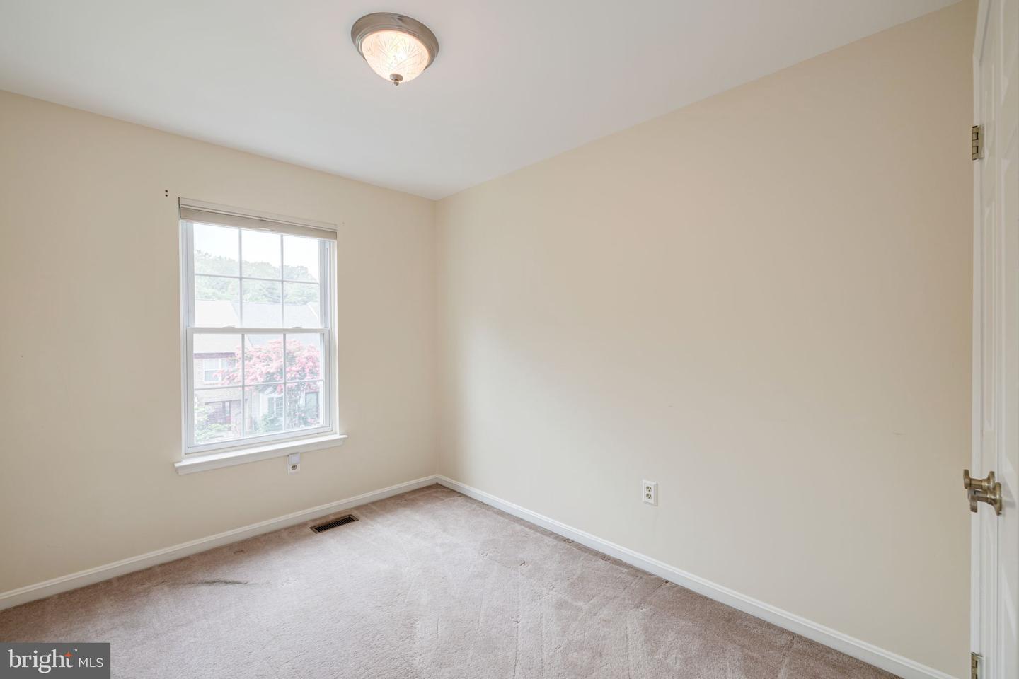 6152 CASTLETOWN WAY, ALEXANDRIA, Virginia 22310, 3 Bedrooms Bedrooms, ,2 BathroomsBathrooms,Residential,For sale,6152 CASTLETOWN WAY,VAFX2256706 MLS # VAFX2256706