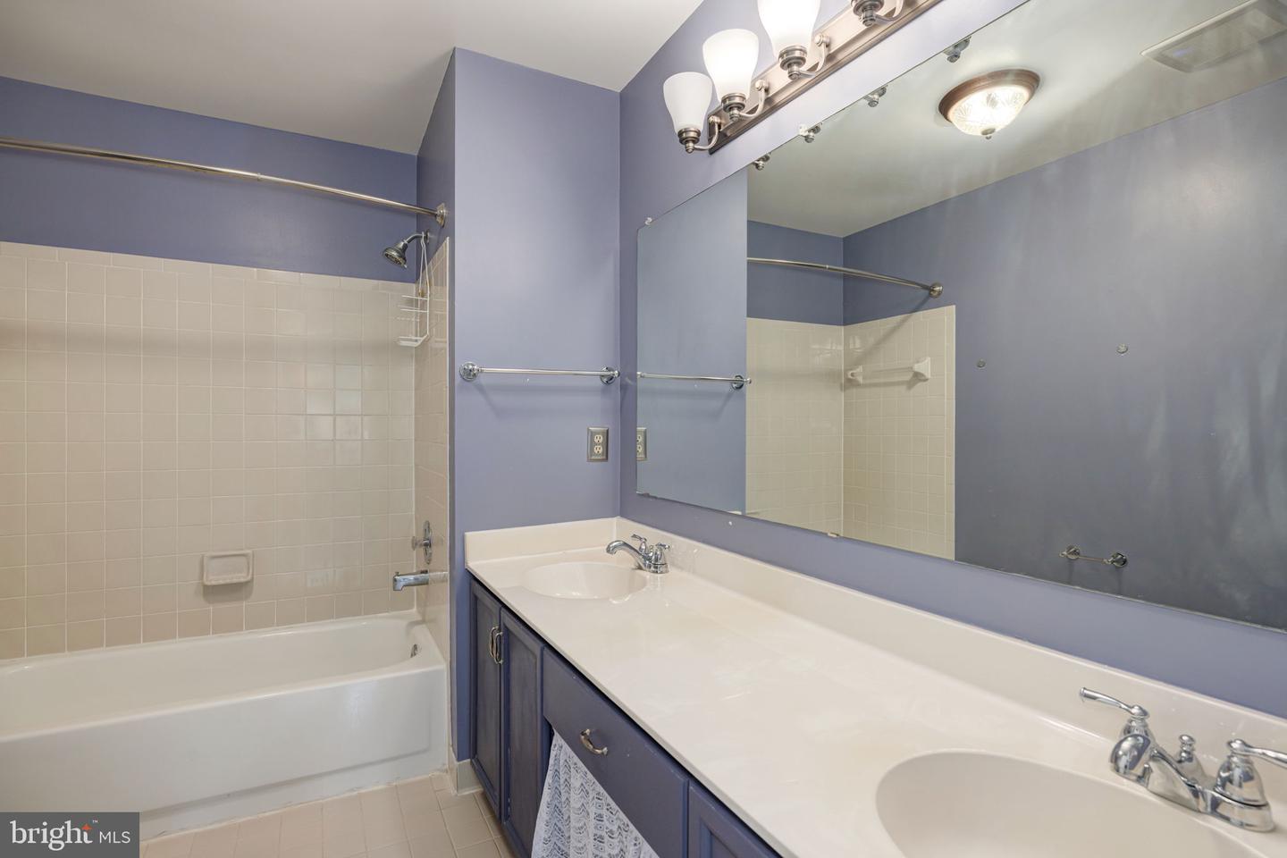 6152 CASTLETOWN WAY, ALEXANDRIA, Virginia 22310, 3 Bedrooms Bedrooms, ,2 BathroomsBathrooms,Residential,For sale,6152 CASTLETOWN WAY,VAFX2256706 MLS # VAFX2256706