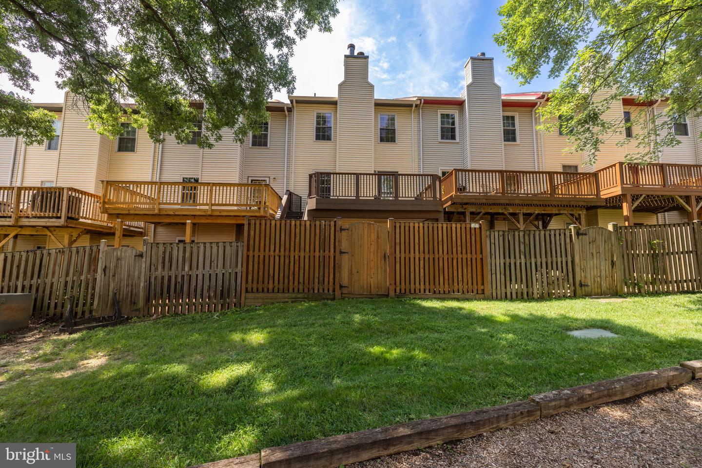 6152 CASTLETOWN WAY, ALEXANDRIA, Virginia 22310, 3 Bedrooms Bedrooms, ,2 BathroomsBathrooms,Residential,For sale,6152 CASTLETOWN WAY,VAFX2256706 MLS # VAFX2256706
