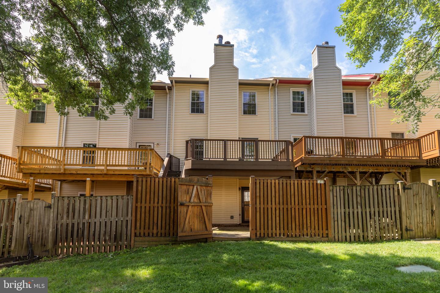 6152 CASTLETOWN WAY, ALEXANDRIA, Virginia 22310, 3 Bedrooms Bedrooms, ,2 BathroomsBathrooms,Residential,For sale,6152 CASTLETOWN WAY,VAFX2256706 MLS # VAFX2256706