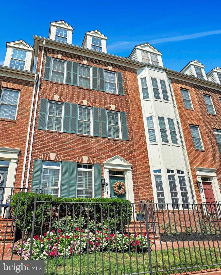 1511 PORTNER RD, ALEXANDRIA, Virginia 22314, 4 Bedrooms Bedrooms, ,4 BathroomsBathrooms,Residential,For sale,1511 PORTNER RD,VAAX2047702 MLS # VAAX2047702
