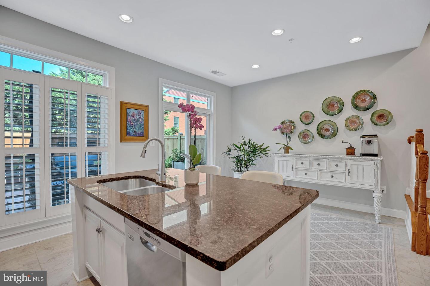 1511 PORTNER RD, ALEXANDRIA, Virginia 22314, 4 Bedrooms Bedrooms, ,4 BathroomsBathrooms,Residential,For sale,1511 PORTNER RD,VAAX2047702 MLS # VAAX2047702