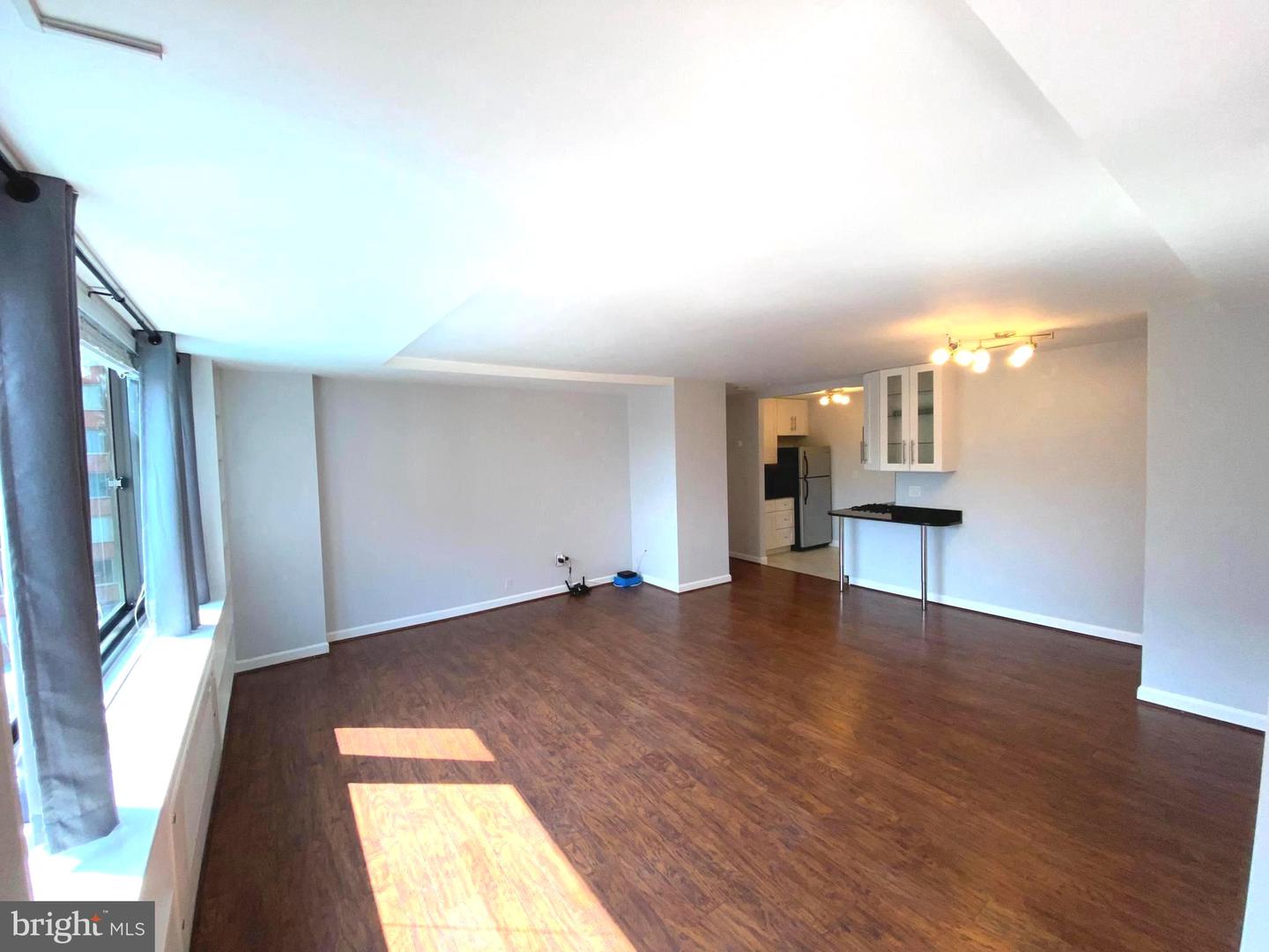 1021 ARLINGTON BLVD #942, ARLINGTON, Virginia 22209, 1 Bedroom Bedrooms, ,1 BathroomBathrooms,Residential,For sale,1021 ARLINGTON BLVD #942,VAAR2061200 MLS # VAAR2061200
