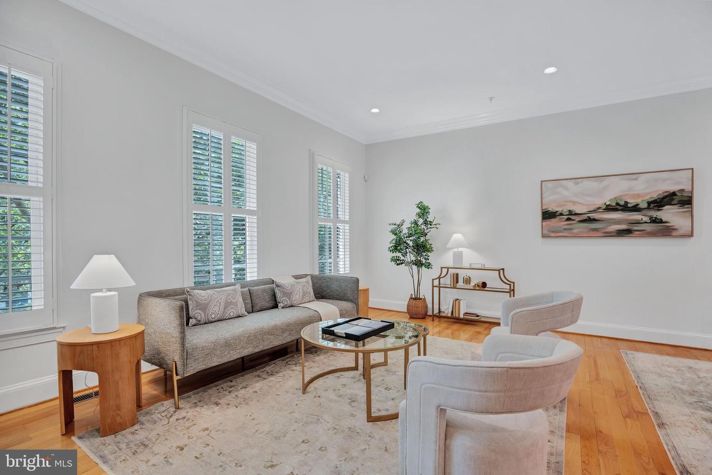 715 CARPENTER RD, ALEXANDRIA, Virginia 22314, 3 Bedrooms Bedrooms, ,3 BathroomsBathrooms,Residential,For sale,715 CARPENTER RD,VAAX2047714 MLS # VAAX2047714