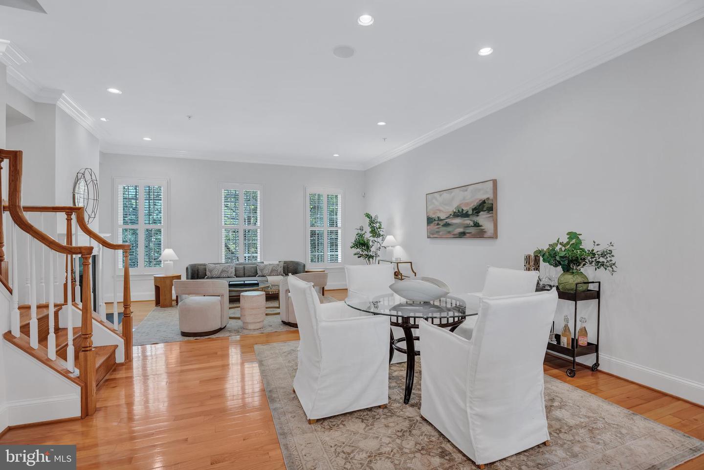 715 CARPENTER RD, ALEXANDRIA, Virginia 22314, 3 Bedrooms Bedrooms, ,3 BathroomsBathrooms,Residential,For sale,715 CARPENTER RD,VAAX2047714 MLS # VAAX2047714
