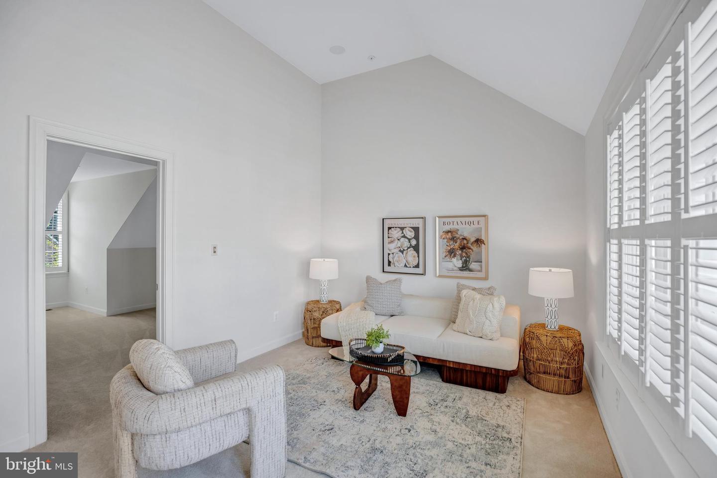 715 CARPENTER RD, ALEXANDRIA, Virginia 22314, 3 Bedrooms Bedrooms, ,3 BathroomsBathrooms,Residential,For sale,715 CARPENTER RD,VAAX2047714 MLS # VAAX2047714