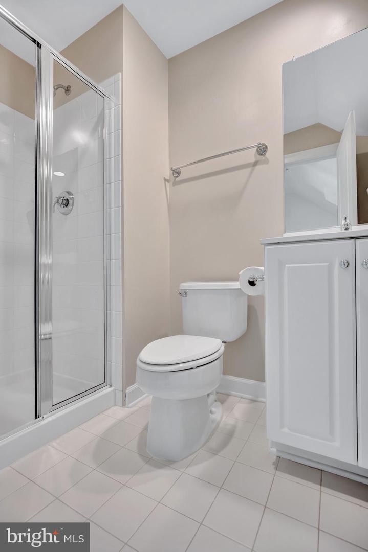 715 CARPENTER RD, ALEXANDRIA, Virginia 22314, 3 Bedrooms Bedrooms, ,3 BathroomsBathrooms,Residential,For sale,715 CARPENTER RD,VAAX2047714 MLS # VAAX2047714