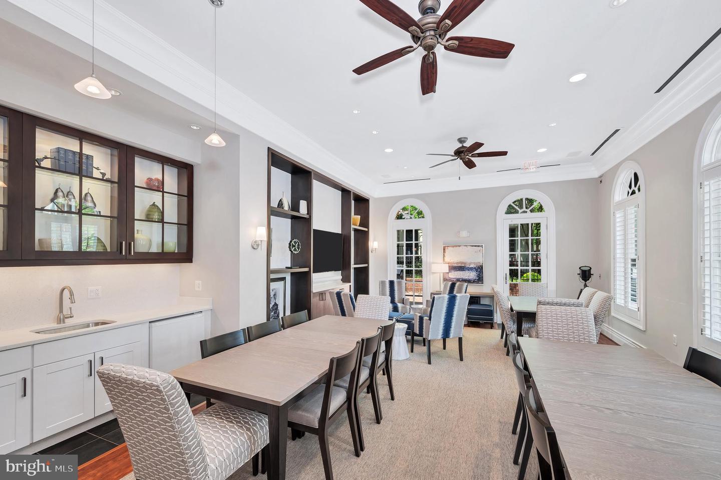 715 CARPENTER RD, ALEXANDRIA, Virginia 22314, 3 Bedrooms Bedrooms, ,3 BathroomsBathrooms,Residential,For sale,715 CARPENTER RD,VAAX2047714 MLS # VAAX2047714