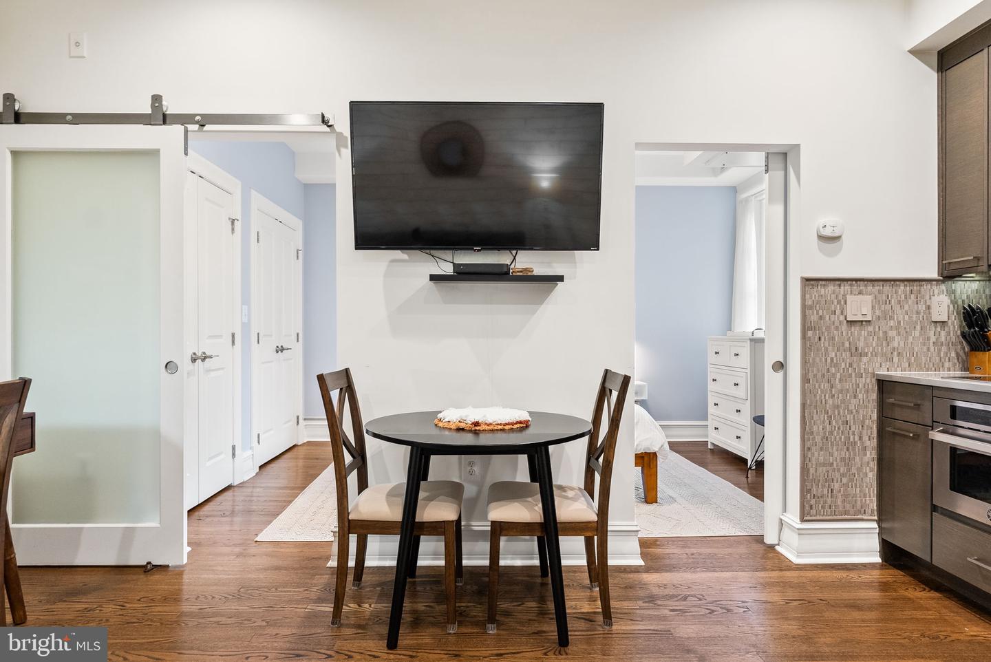 1801 16TH ST NW #102, WASHINGTON, District Of Columbia 20009, 1 Bedroom Bedrooms, ,1 BathroomBathrooms,Residential,For sale,1801 16TH ST NW #102,DCDC2211538 MLS # DCDC2211538