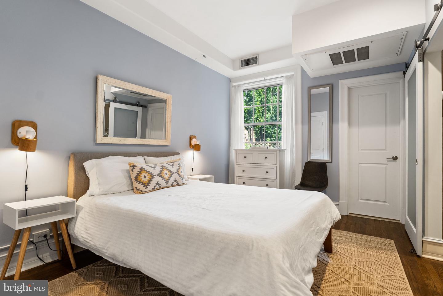 1801 16TH ST NW #102, WASHINGTON, District Of Columbia 20009, 1 Bedroom Bedrooms, ,1 BathroomBathrooms,Residential,For sale,1801 16TH ST NW #102,DCDC2211538 MLS # DCDC2211538