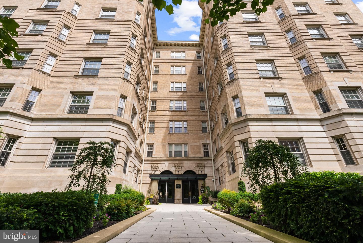 1801 16TH ST NW #102, WASHINGTON, District Of Columbia 20009, 1 Bedroom Bedrooms, ,1 BathroomBathrooms,Residential,For sale,1801 16TH ST NW #102,DCDC2211538 MLS # DCDC2211538