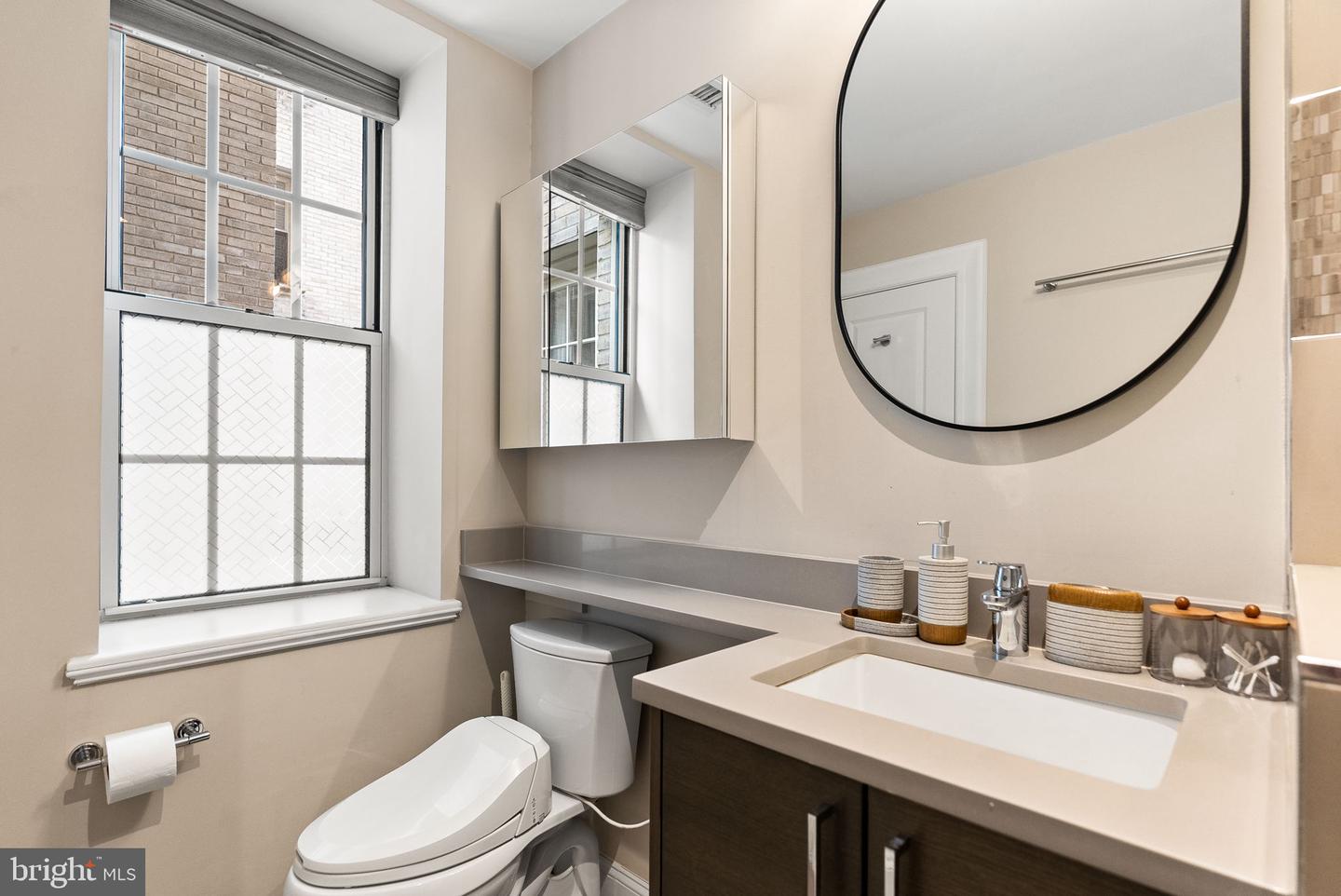 1801 16TH ST NW #102, WASHINGTON, District Of Columbia 20009, 1 Bedroom Bedrooms, ,1 BathroomBathrooms,Residential,For sale,1801 16TH ST NW #102,DCDC2211538 MLS # DCDC2211538