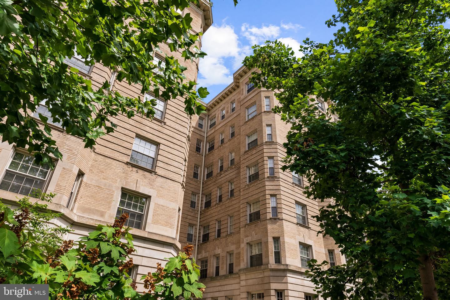 1801 16TH ST NW #102, WASHINGTON, District Of Columbia 20009, 1 Bedroom Bedrooms, ,1 BathroomBathrooms,Residential,For sale,1801 16TH ST NW #102,DCDC2211538 MLS # DCDC2211538