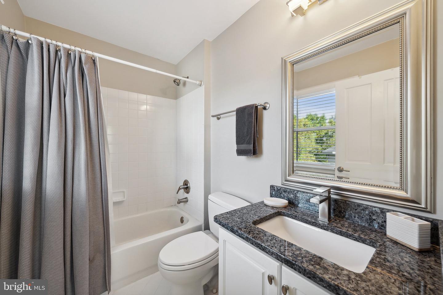 1284 COBBLE POND WAY, VIENNA, Virginia 22182, 5 Bedrooms Bedrooms, ,6 BathroomsBathrooms,Residential,For sale,1284 COBBLE POND WAY,VAFX2256844 MLS # VAFX2256844