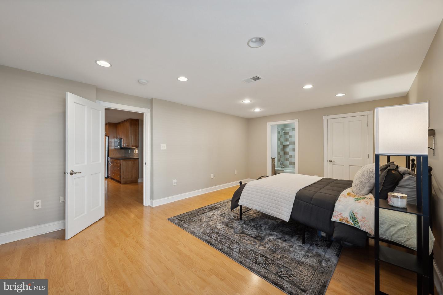 1284 COBBLE POND WAY, VIENNA, Virginia 22182, 5 Bedrooms Bedrooms, ,6 BathroomsBathrooms,Residential,For sale,1284 COBBLE POND WAY,VAFX2256844 MLS # VAFX2256844