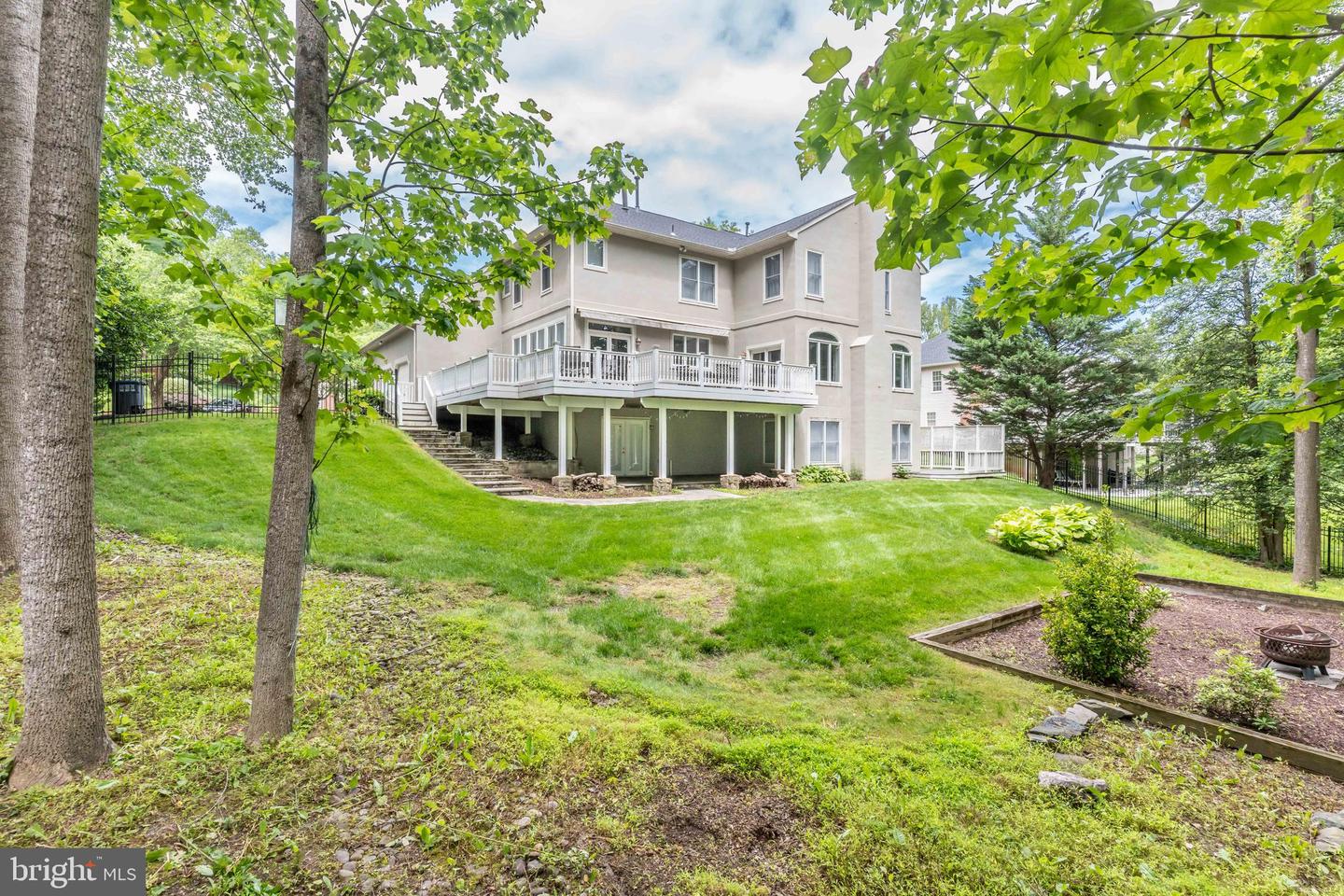 1284 COBBLE POND WAY, VIENNA, Virginia 22182, 5 Bedrooms Bedrooms, ,6 BathroomsBathrooms,Residential,For sale,1284 COBBLE POND WAY,VAFX2256844 MLS # VAFX2256844