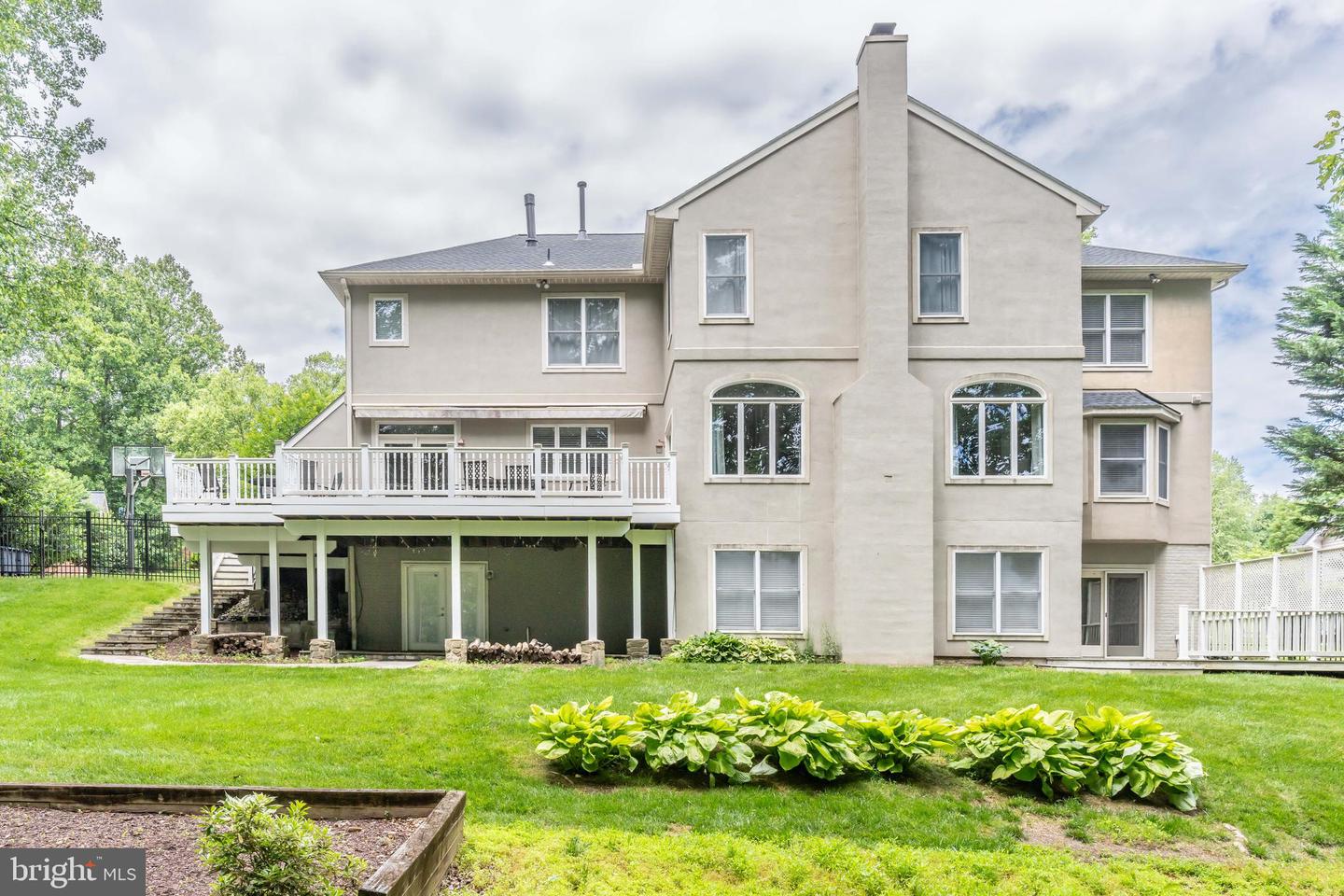 1284 COBBLE POND WAY, VIENNA, Virginia 22182, 5 Bedrooms Bedrooms, ,6 BathroomsBathrooms,Residential,For sale,1284 COBBLE POND WAY,VAFX2256844 MLS # VAFX2256844
