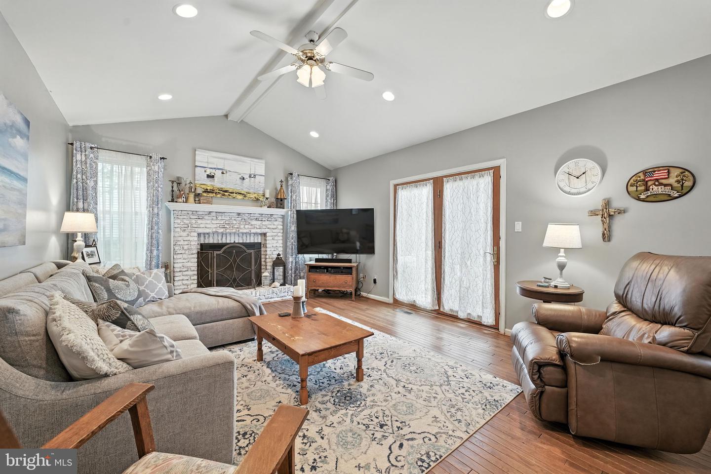 14434 N SLOPE ST, CENTREVILLE, Virginia 20120, 4 Bedrooms Bedrooms, ,3 BathroomsBathrooms,Residential,For sale,14434 N SLOPE ST,VAFX2256858 MLS # VAFX2256858