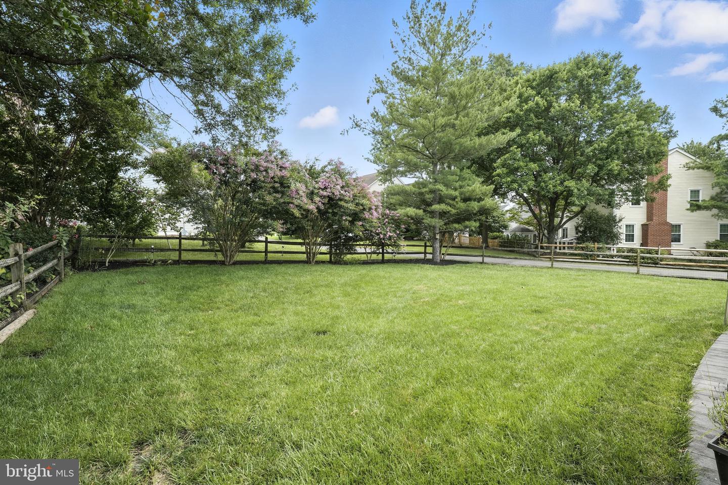14434 N SLOPE ST, CENTREVILLE, Virginia 20120, 4 Bedrooms Bedrooms, ,3 BathroomsBathrooms,Residential,For sale,14434 N SLOPE ST,VAFX2256858 MLS # VAFX2256858