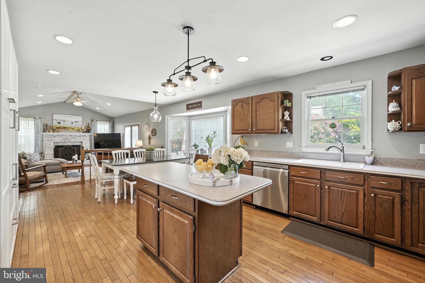 14434 N SLOPE ST, CENTREVILLE, Virginia 20120, 4 Bedrooms Bedrooms, ,3 BathroomsBathrooms,Residential,For sale,14434 N SLOPE ST,VAFX2256858 MLS # VAFX2256858